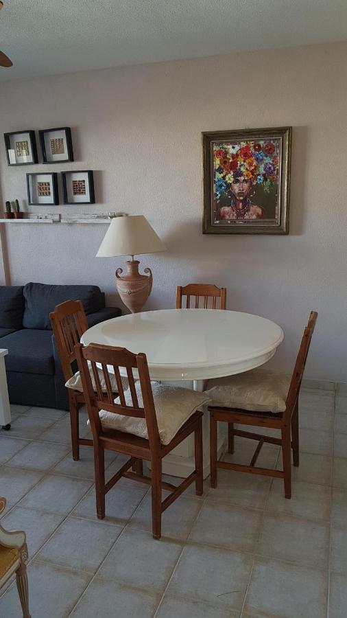 Private Apartment With Roof Terrace Arona  Esterno foto